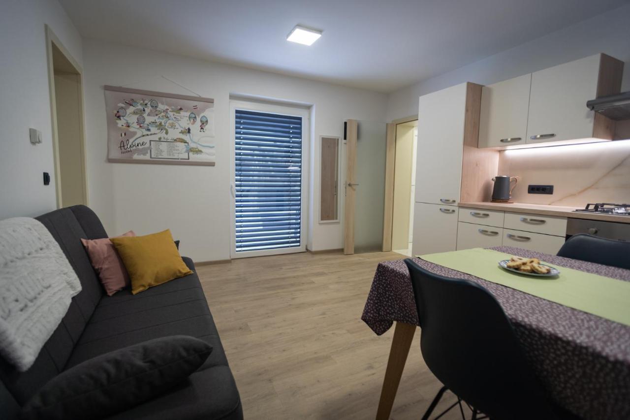 Cuckoo'S Alpine Nest Apartman Lesce  Kültér fotó