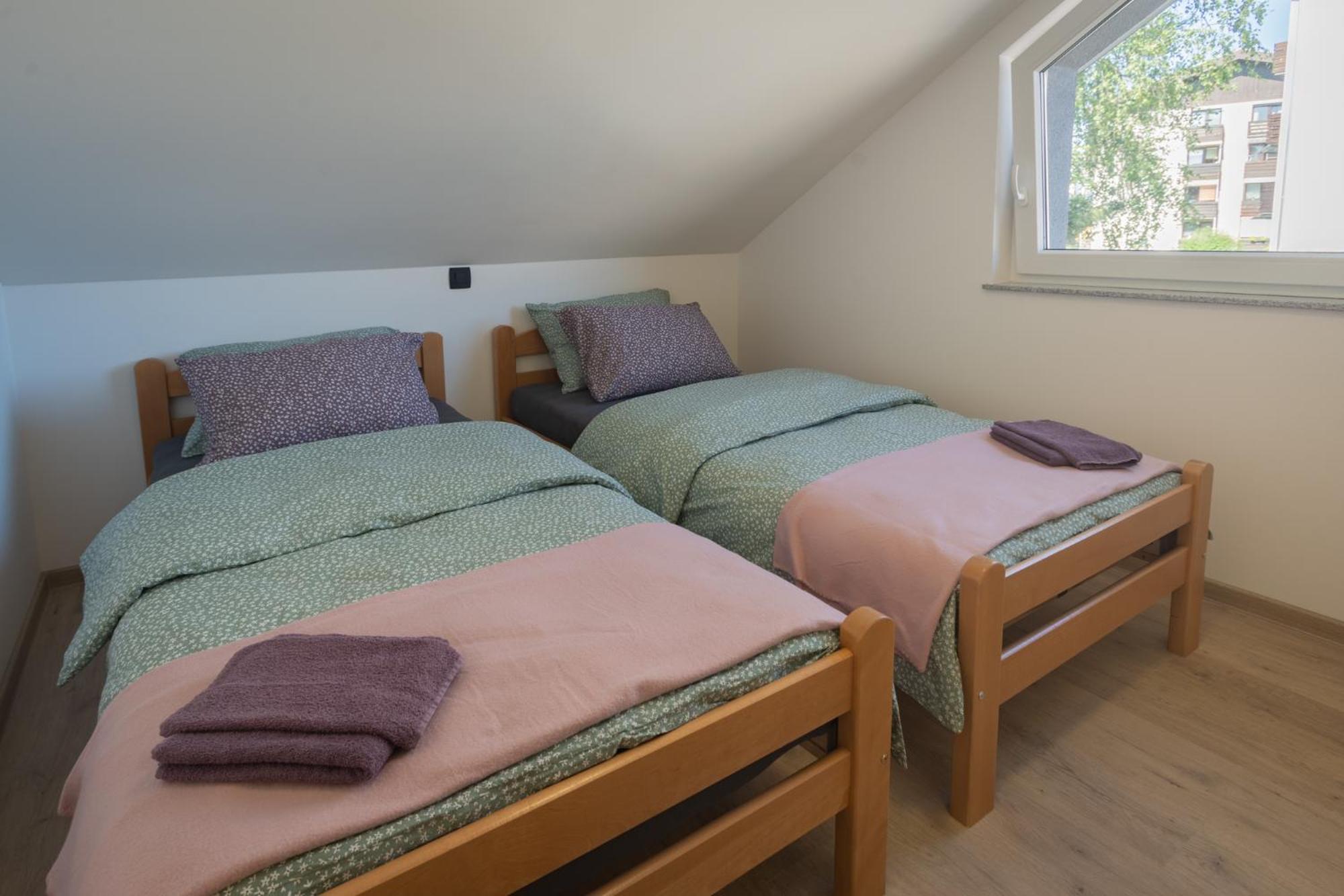 Cuckoo'S Alpine Nest Apartman Lesce  Szoba fotó